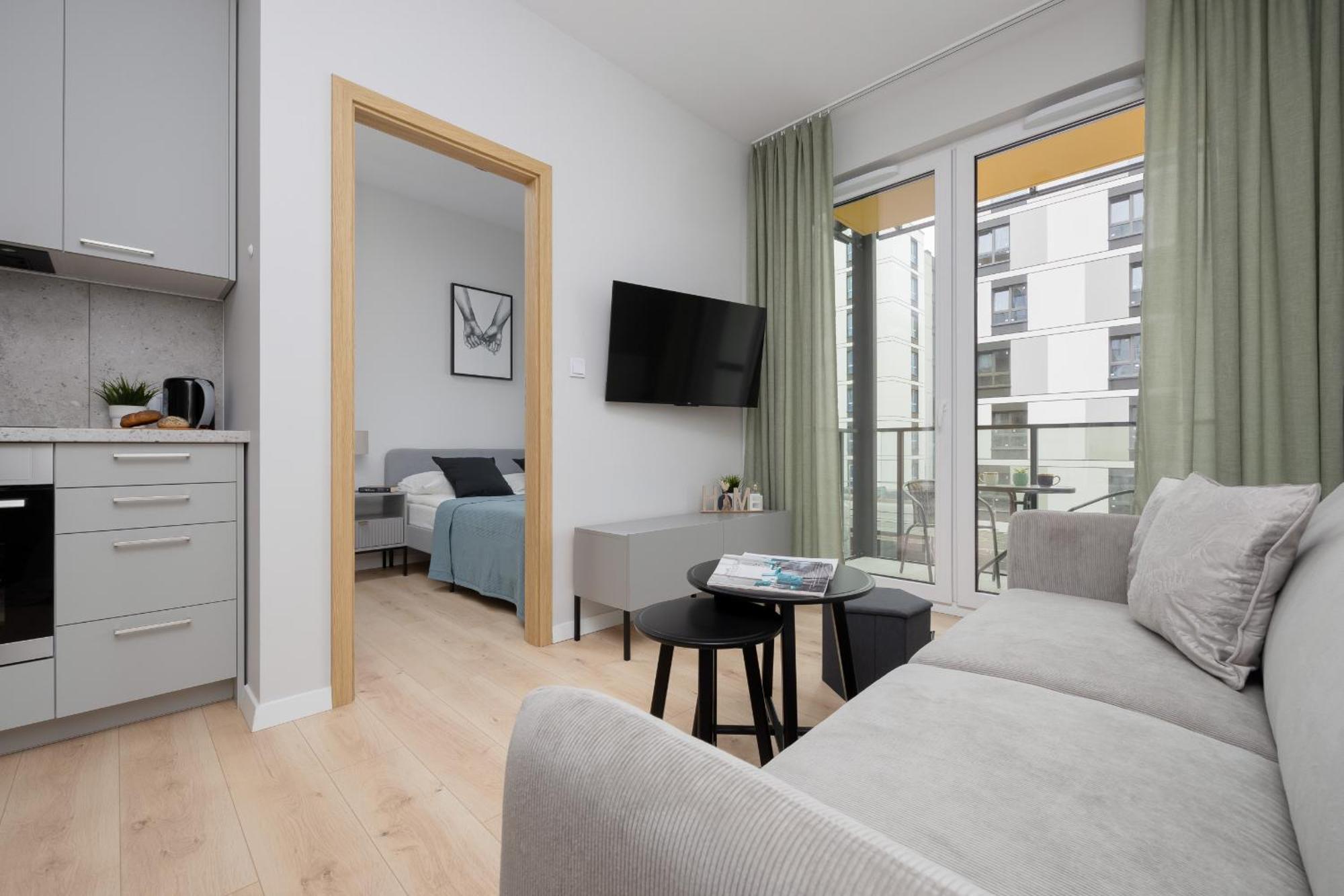 Stylish With Parking By Renters * Warszawa