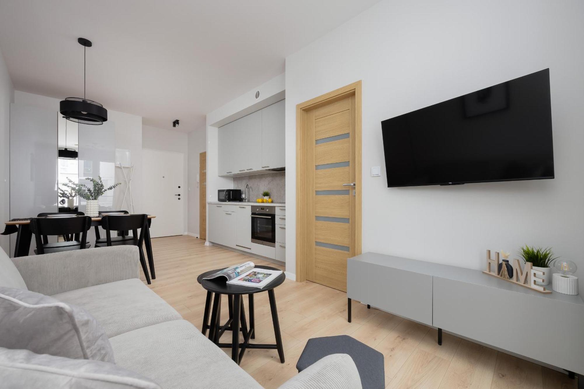 Stylish With Parking By Renters Lägenhet