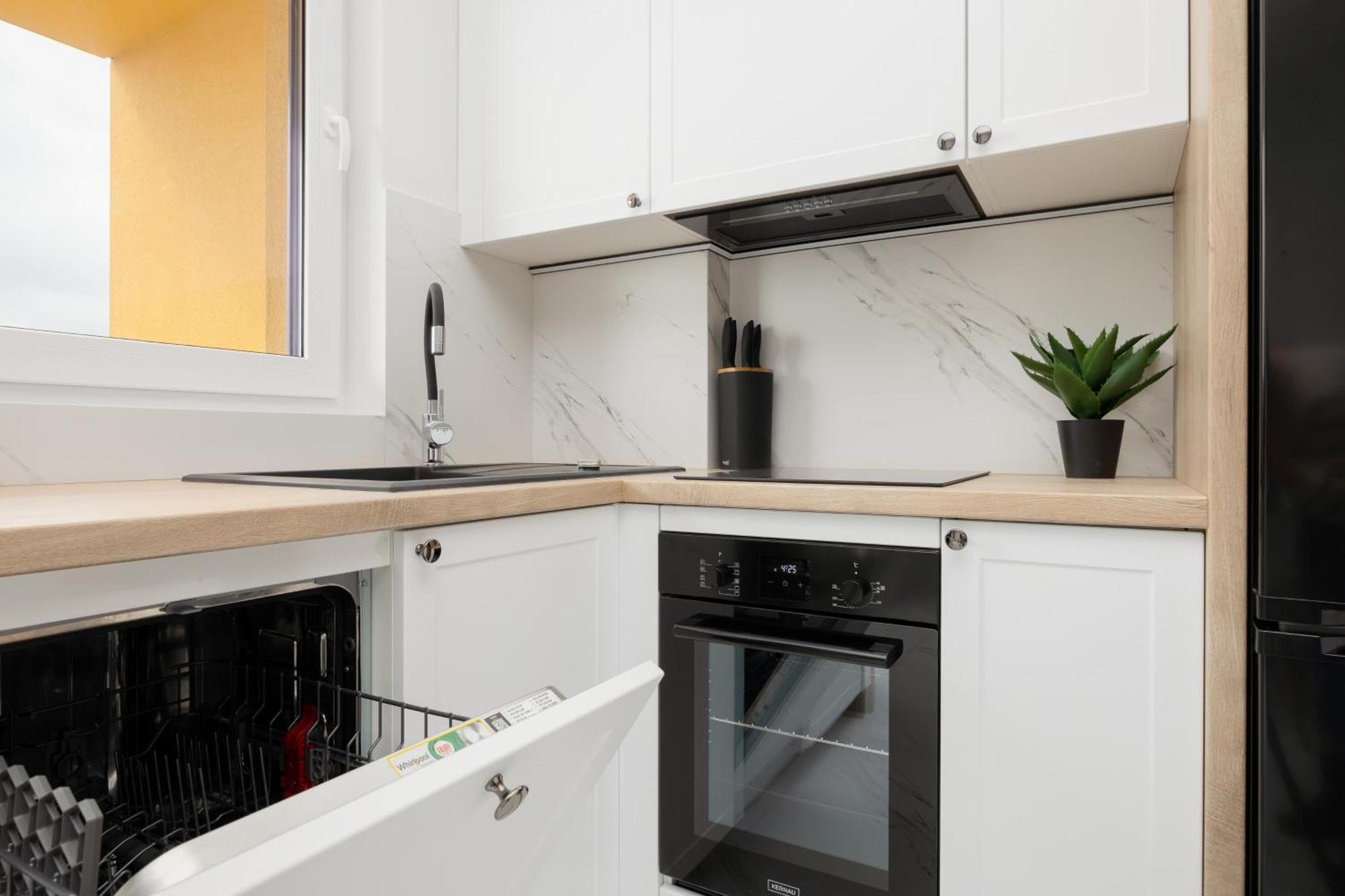 Appartement Stylish With Parking By Renters Warschau