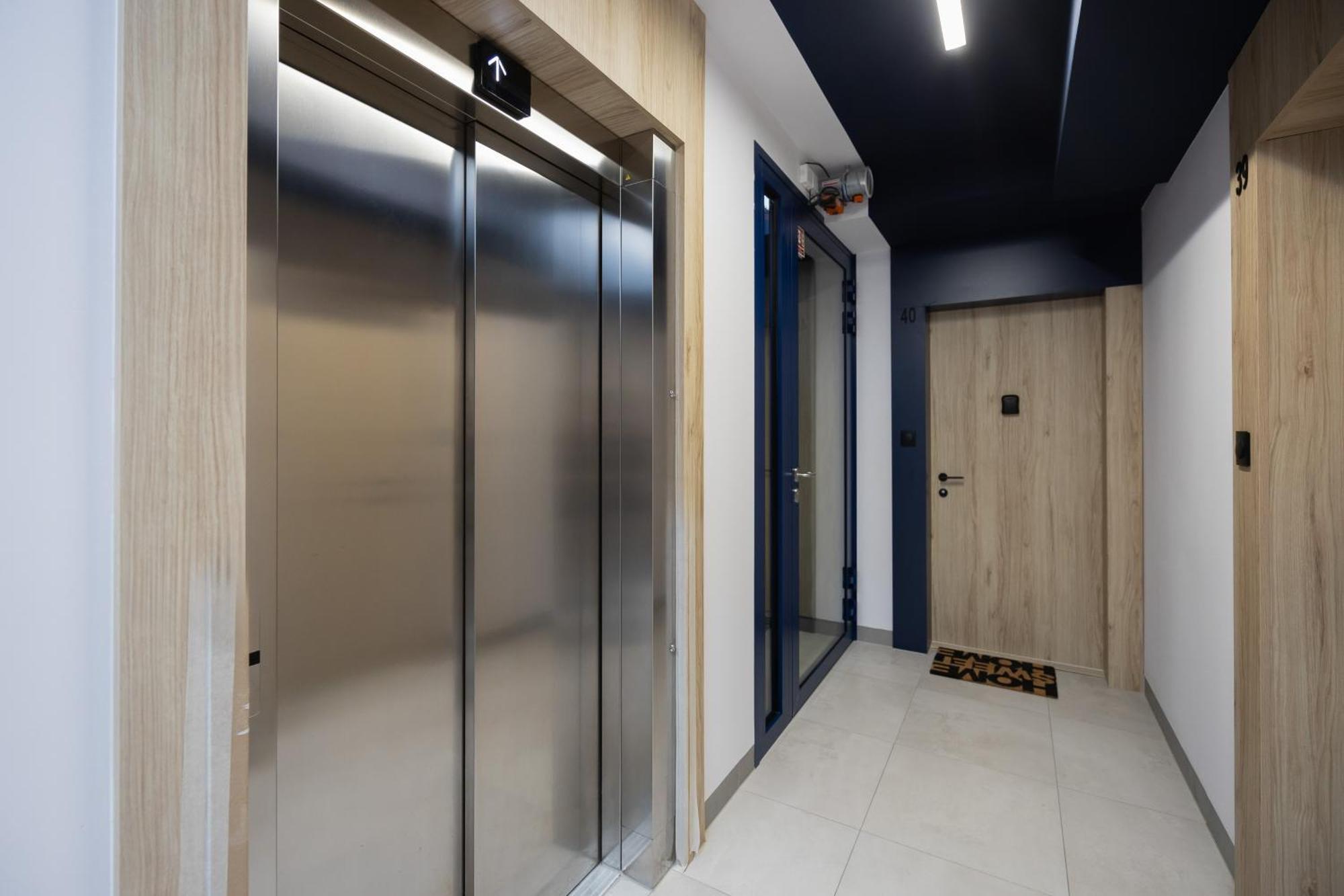 Appartement Stylish With Parking By Renters Warschau