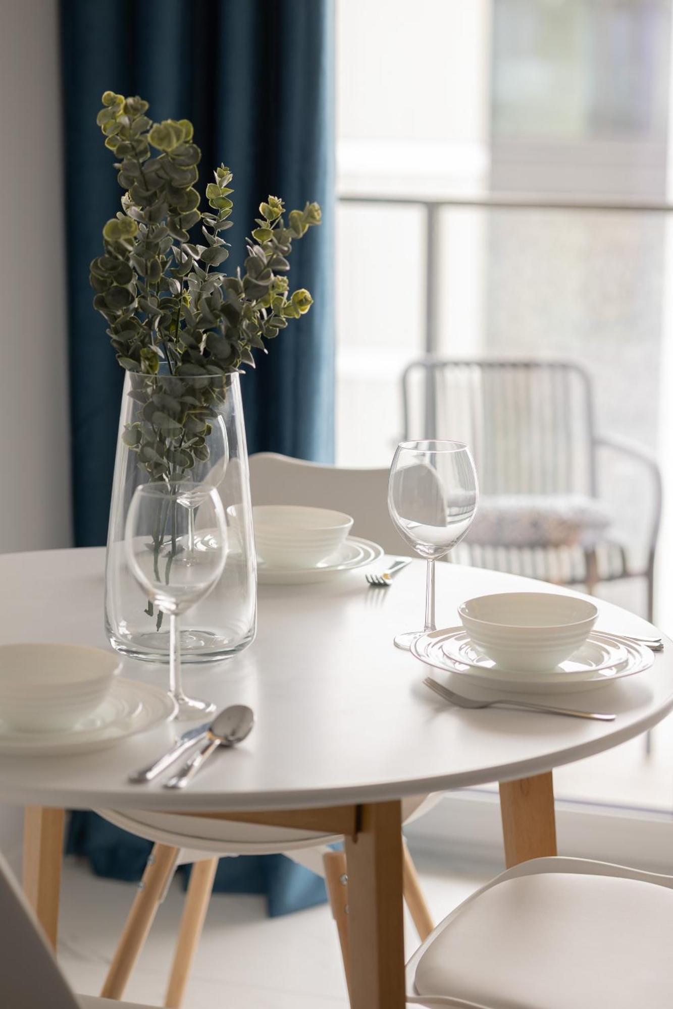 Lägenhet Stylish With Parking By Renters *